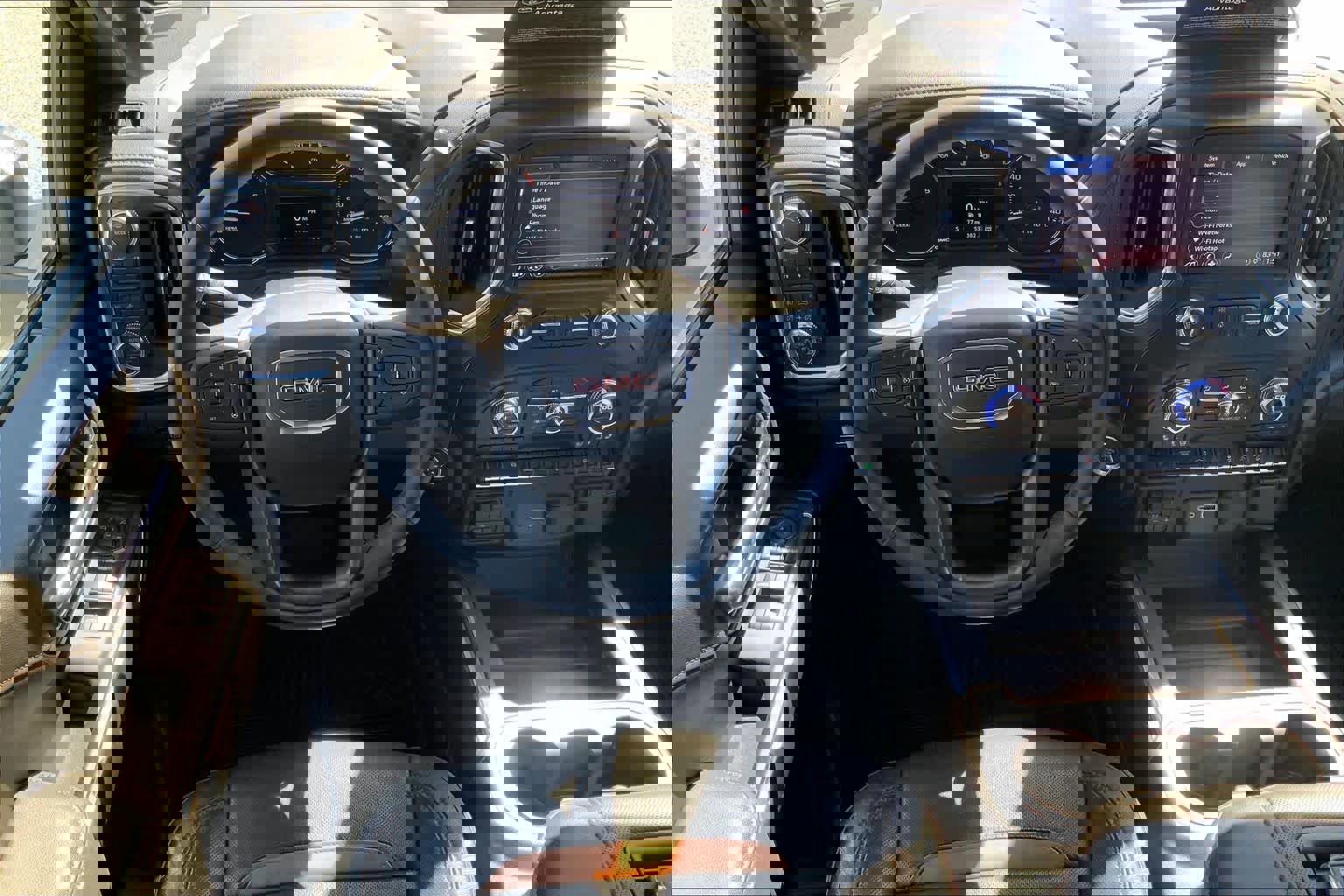 Used 2022 GMC Sierra 2500 AT4 image 7