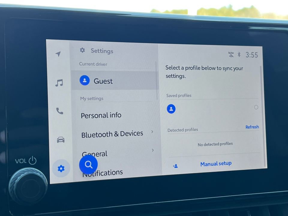 Used 2024 Toyota RAV4 XLE image 25