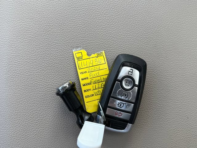 Certified 2024 Ford Expedition Limited AWD/4WD image 17