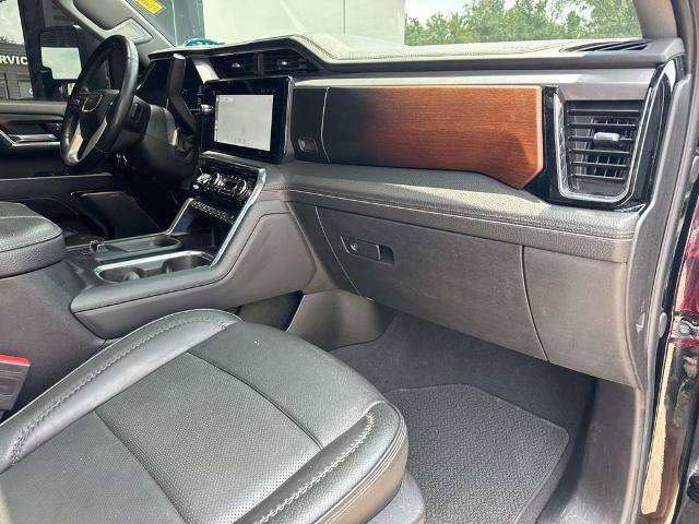Used 2024 GMC Sierra 2500 Denali w/ Denali Reserve Package AWD/4WD image 12