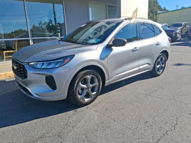 Certified 2024 Ford Escape ST-Line w/ Cold Weather Package FWD image 2