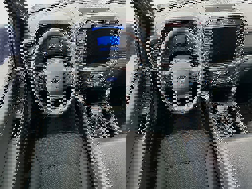 Certified 2022 Ford F150 XLT w/ Equipment Group 302A High image 10