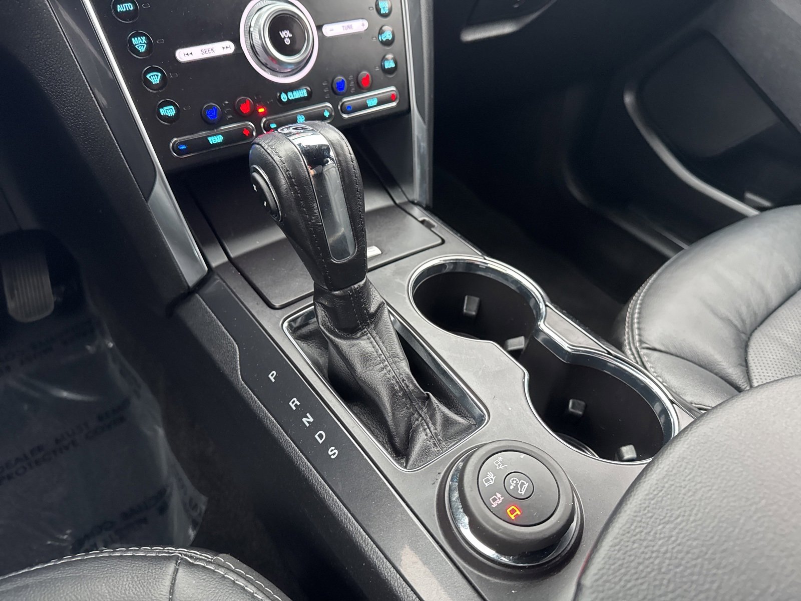 Certified 2019 Ford Explorer Limited w/ Ford Safe & Smart Package image 26