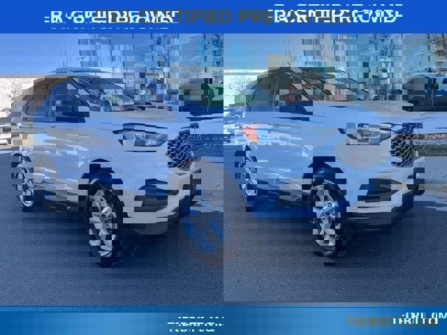 Certified 2024 Ford Edge SE image 7