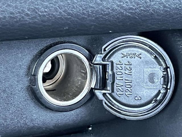 Used 2023 Nissan Rogue SV image 17