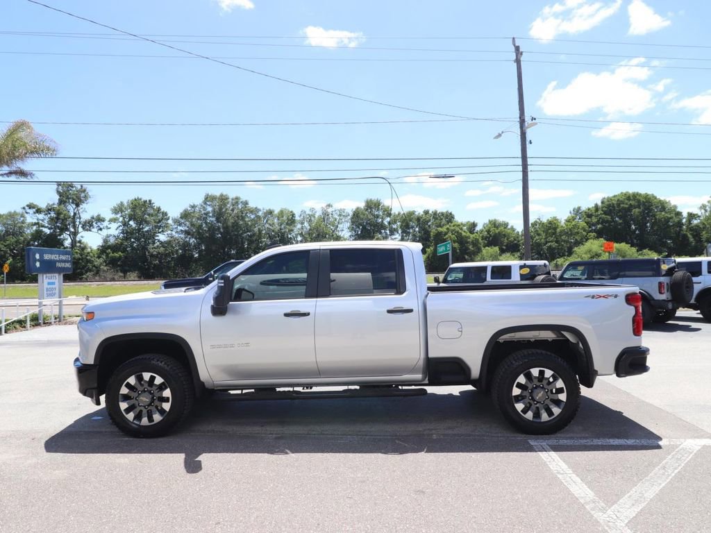 Used 2022 Chevrolet Silverado 2500 Custom w/ Custom Convenience Package image 2