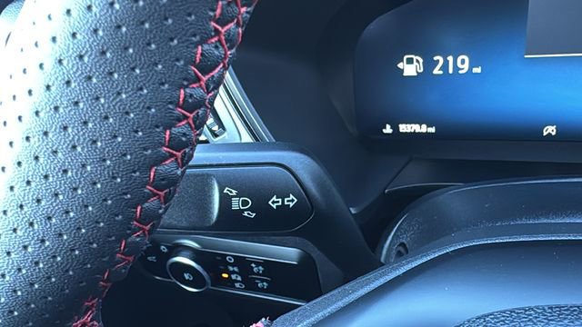 Certified 2024 Ford Escape ST-Line Elite w/ Premium Technology Package image 19