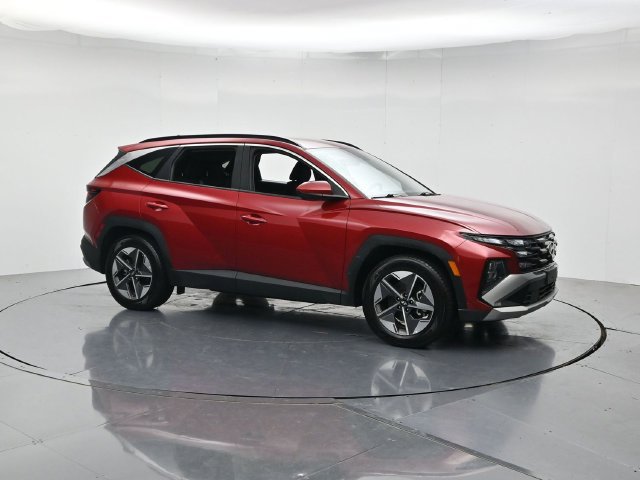 Used 2025 Hyundai Tucson SEL FWD image 3