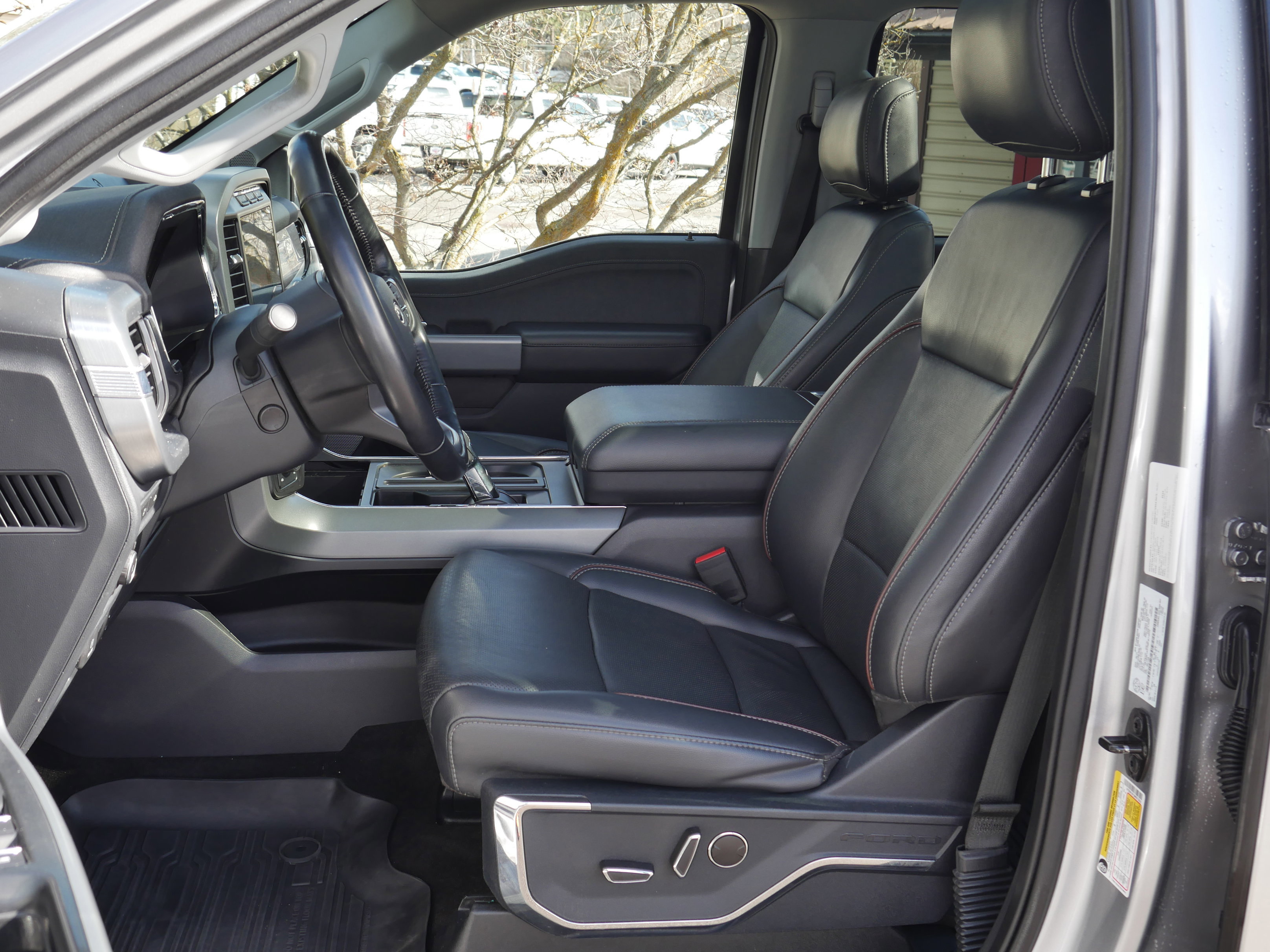 Certified 2021 Ford F150 Lariat w/ Equipment Group 502A High image 9