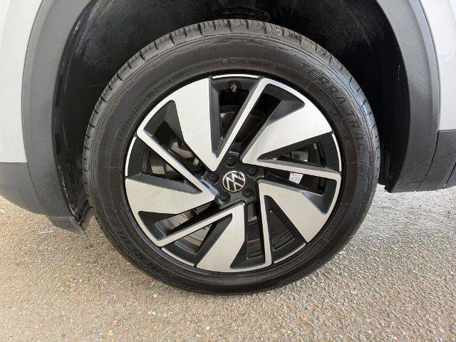 Used 2024 Volkswagen Atlas SE FWD image 34