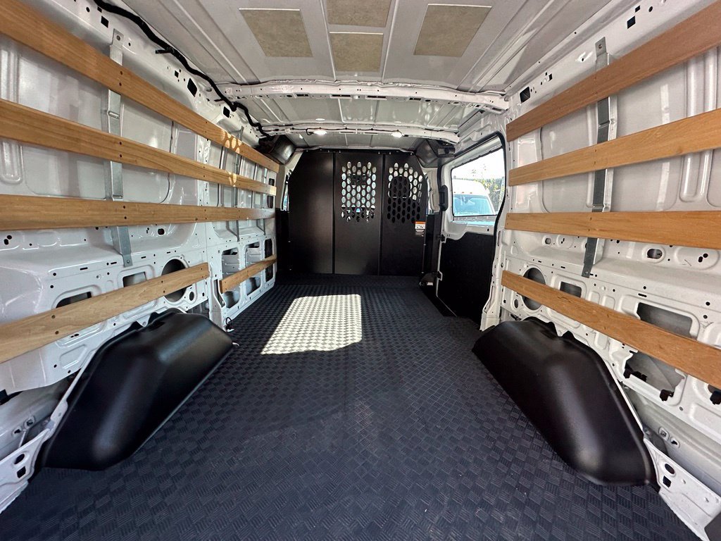 Certified 2025 Ford Transit 250 Low Roof w/ Exterior Upgrade Package RWD image 10