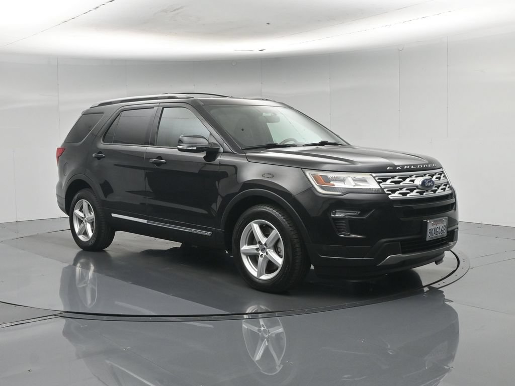 Certified 2019 Ford Explorer XLT FWD image 32