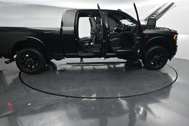 Used 2023 RAM 2500 Limited AWD/4WD image 38