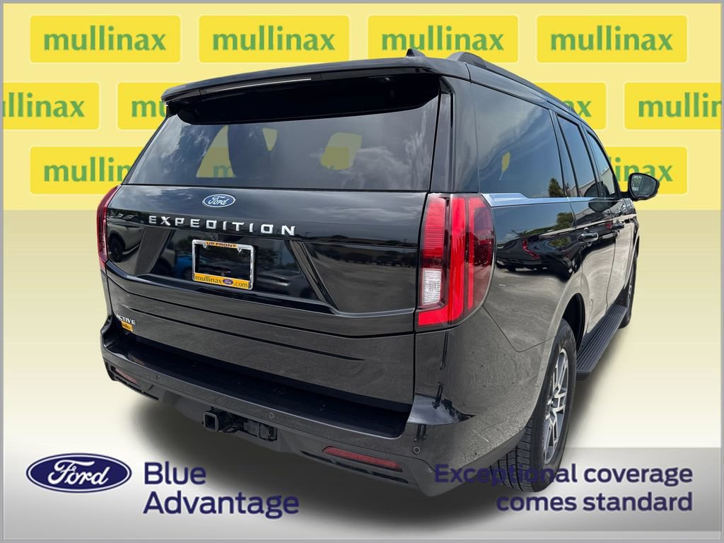 Certified 2025 Ford Expedition Active RWD image 4