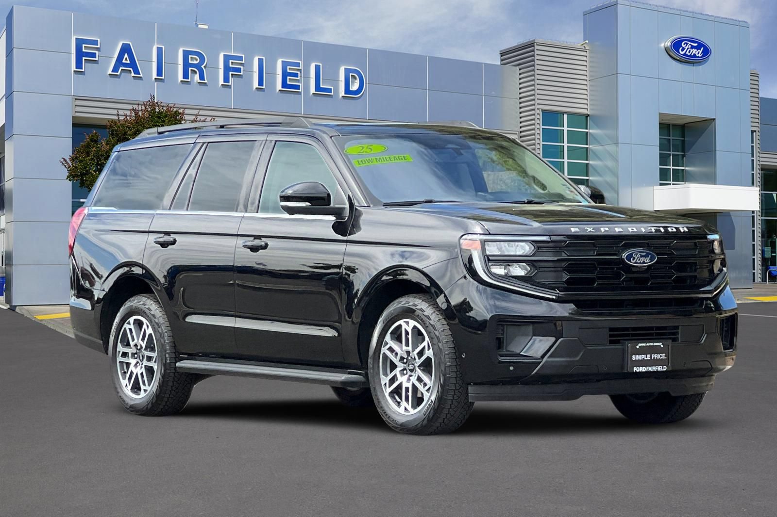 Certified 2025 Ford Expedition Active AWD/4WD image 6