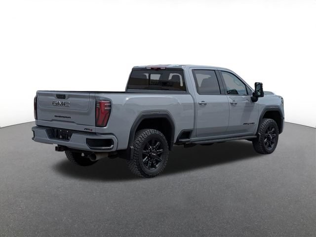 Used 2024 GMC Sierra 2500 AT4 w/ AT4 Premium Plus Package AWD/4WD image 3