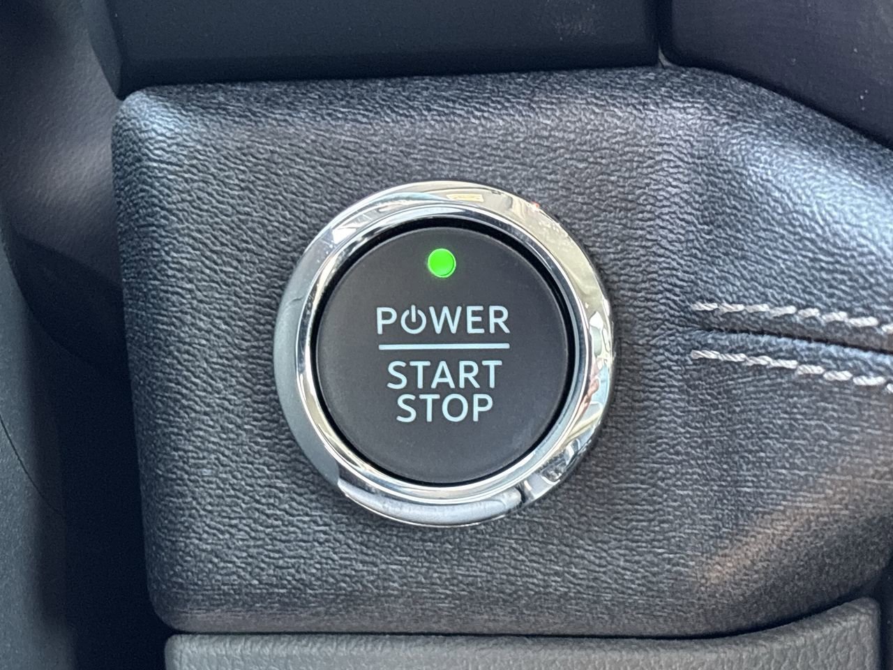 Certified 2025 Ford F150 Lightning Flash image 30