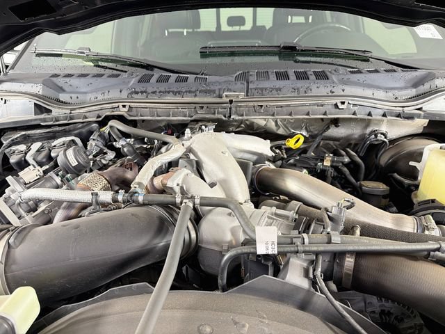 Certified 2022 Ford F350 Lariat w/ Tremor Off-Road Package AWD/4WD image 36