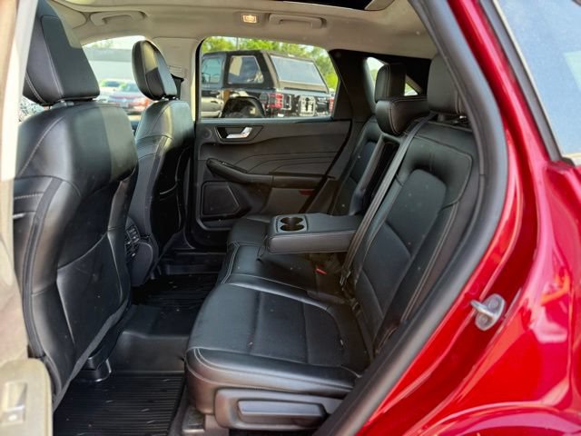 Certified 2022 Ford Escape SEL w/ Technology Package AWD/4WD image 13