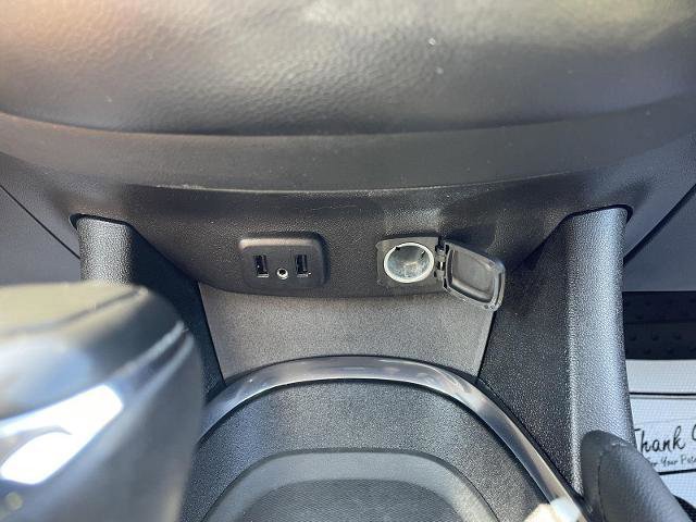 Used 2018 Chevrolet Malibu LT w/ Leather Package image 28