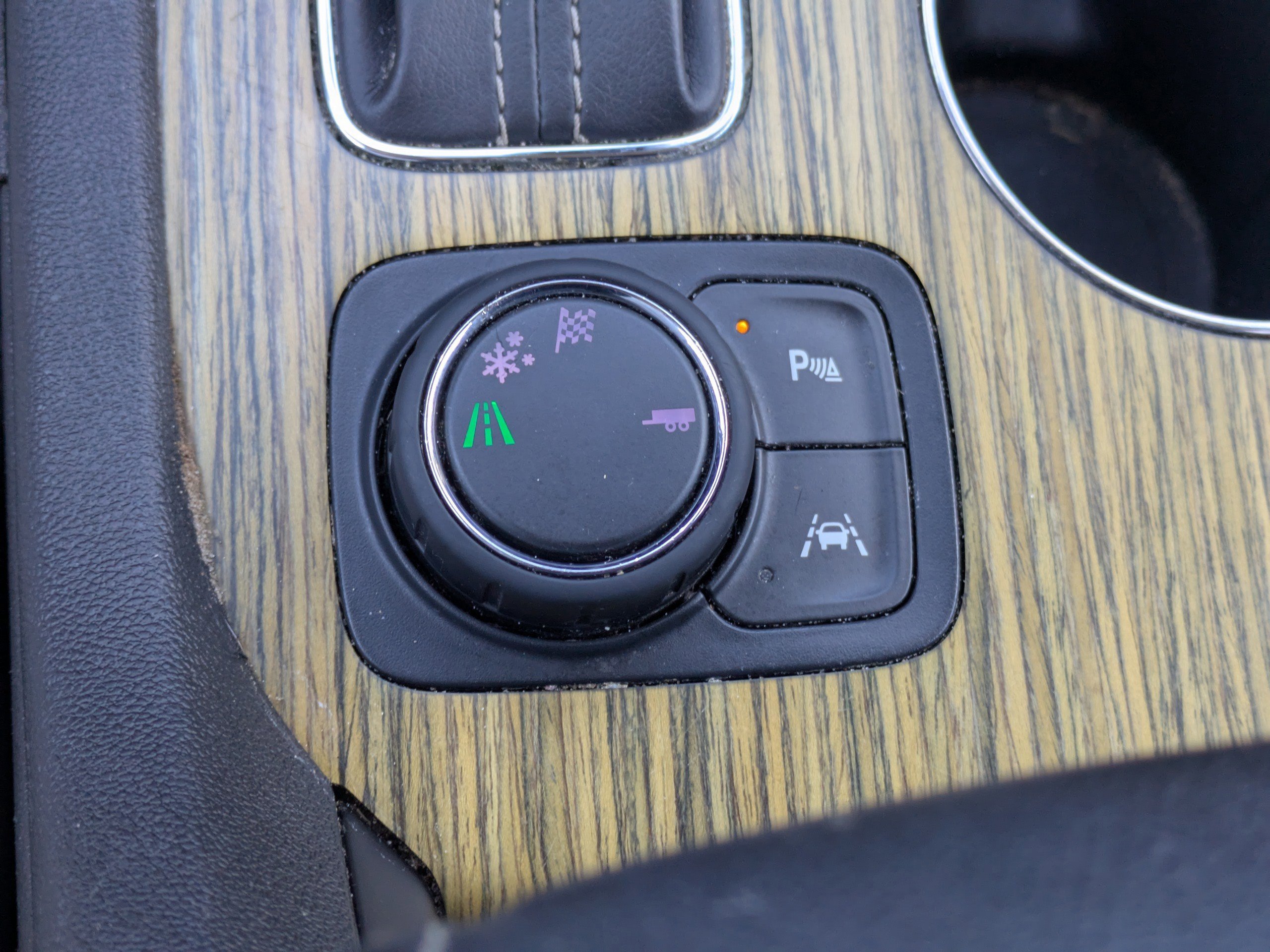 Used 2019 GMC Acadia Denali image 22