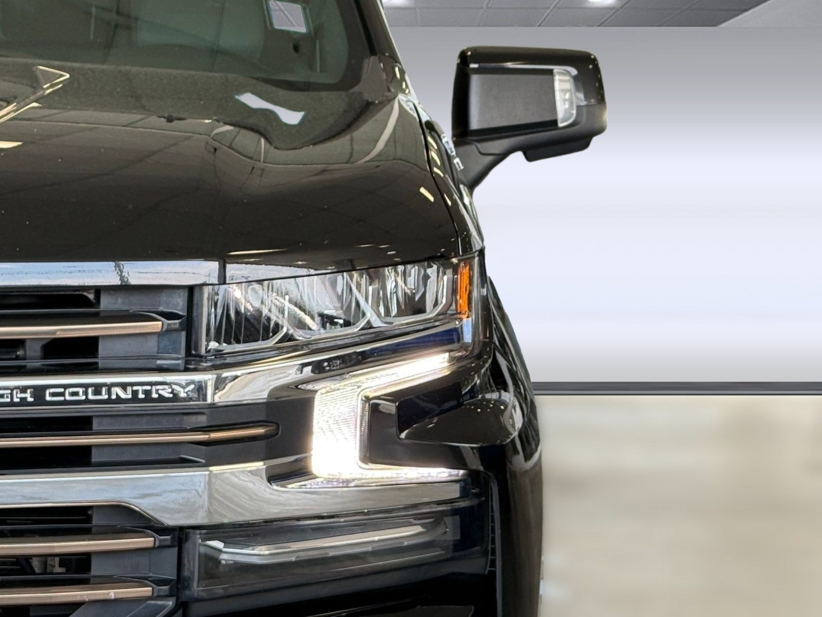 Used 2021 Chevrolet Silverado 1500 High Country AWD/4WD image 12