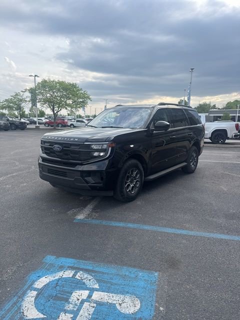 Certified 2025 Ford Expedition Active AWD/4WD video 2