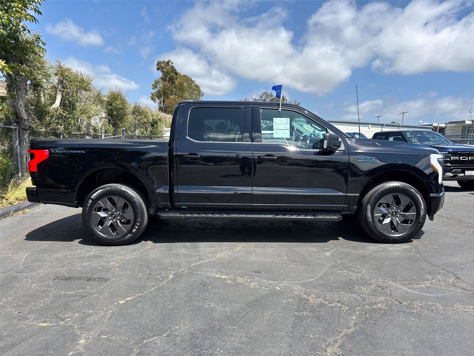 Certified 2024 Ford F150 Lightning Flash AWD/4WD image 7