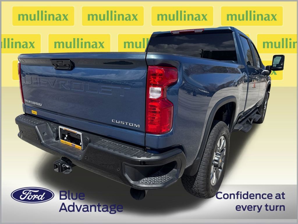 Used 2025 Chevrolet Silverado 2500 Custom w/ Custom Value Package image 3