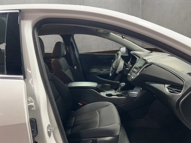 Used 2024 Chevrolet Malibu LT FWD image 19