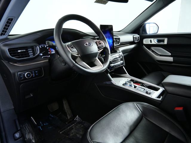 Certified 2023 Ford Explorer Limited w/ Limited Technology Package AWD/4WD image 15