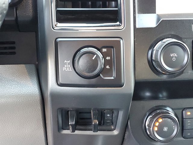 Certified 2019 Ford F250 XLT w/ XLT Premium Package image 29