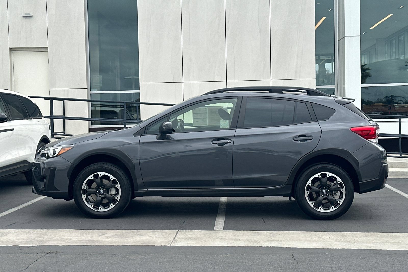 Used 2023 Subaru Crosstrek 2.0i Premium AWD/4WD image 6