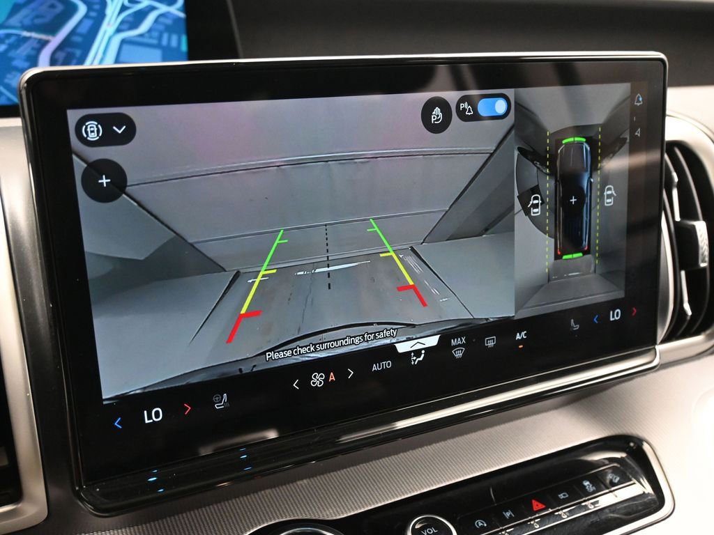 Certified 2025 Ford Expedition Max Active image 14