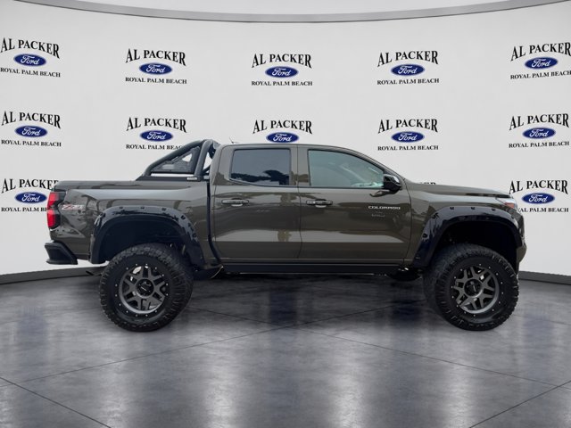 Used 2024 Chevrolet Colorado Z71 w/ Z71 Convenience Package 2 AWD/4WD image 10