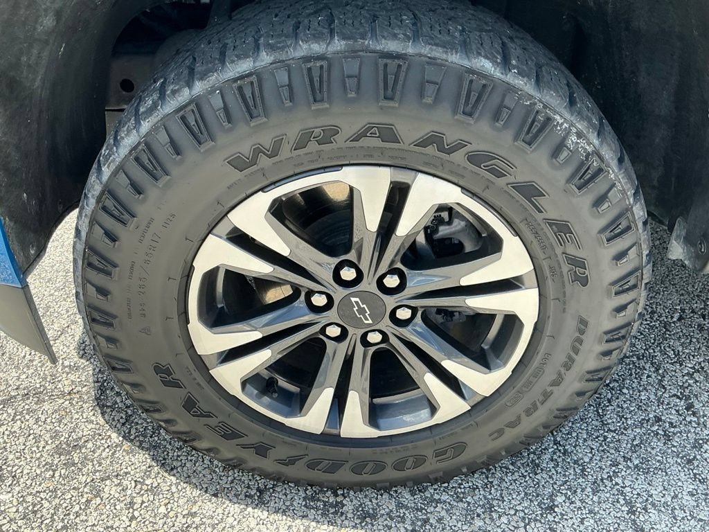 Used 2022 Chevrolet Colorado Z71 AWD/4WD image 32