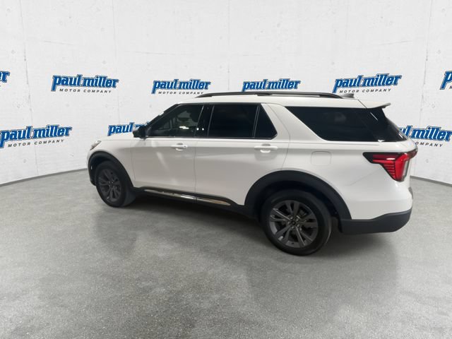 Certified 2025 Ford Explorer Active w/ Active Comfort Package AWD/4WD image 8
