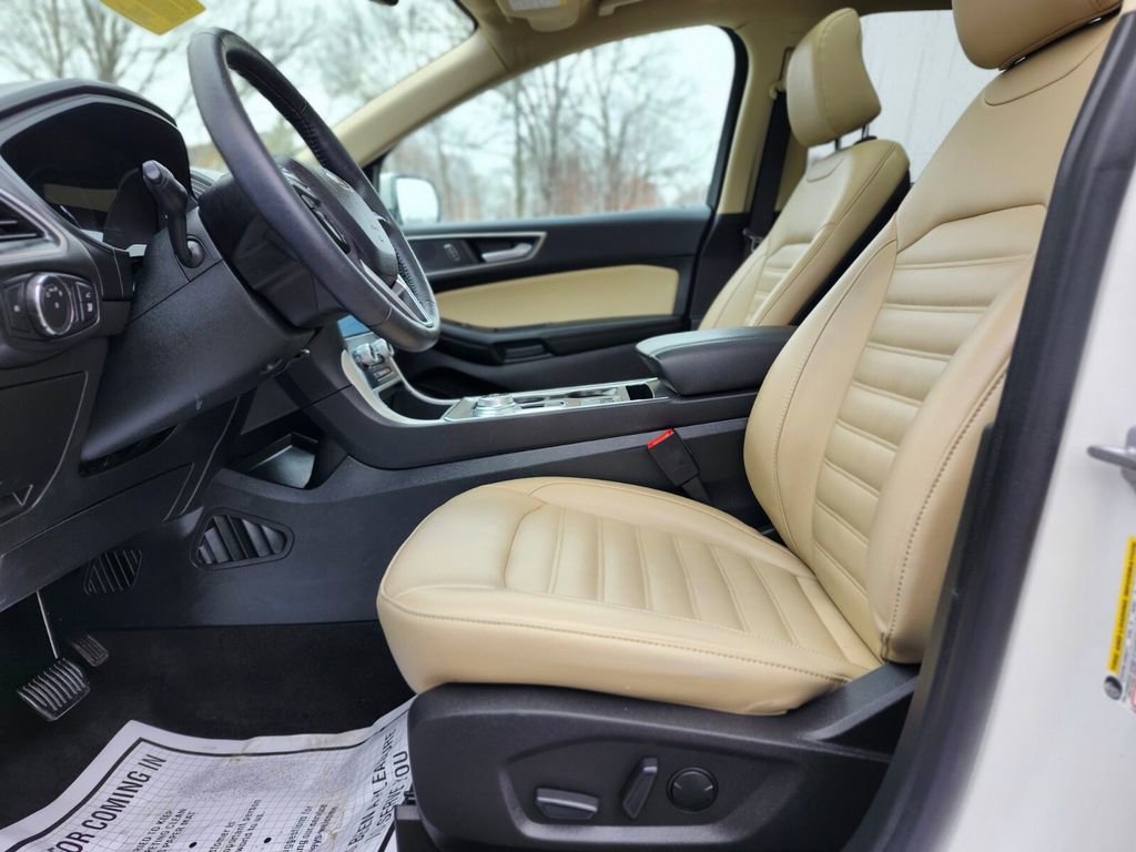 Certified 2022 Ford Edge SEL w/ Convenience Package AWD/4WD image 18