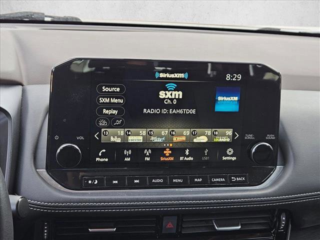 Used 2021 Nissan Rogue SL w/ Premium Package image 17