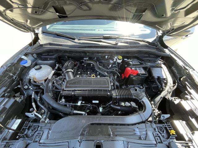 Certified 2025 Ford Escape ST-Line AWD/4WD image 33