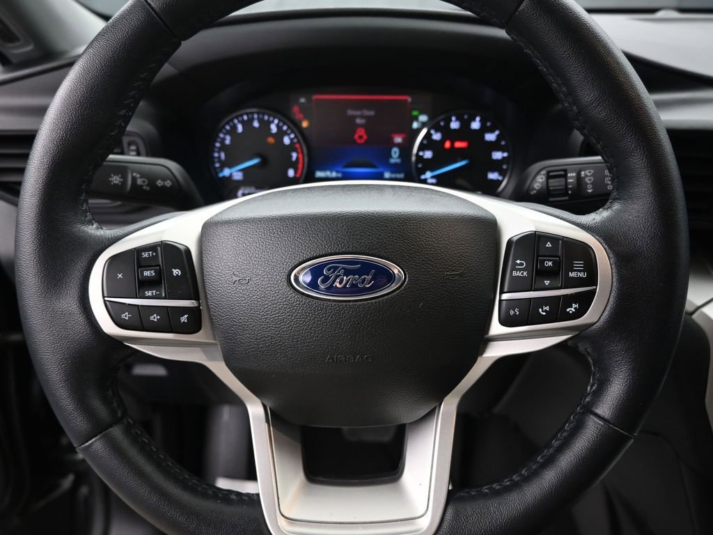 Certified 2022 Ford Explorer XLT image 14