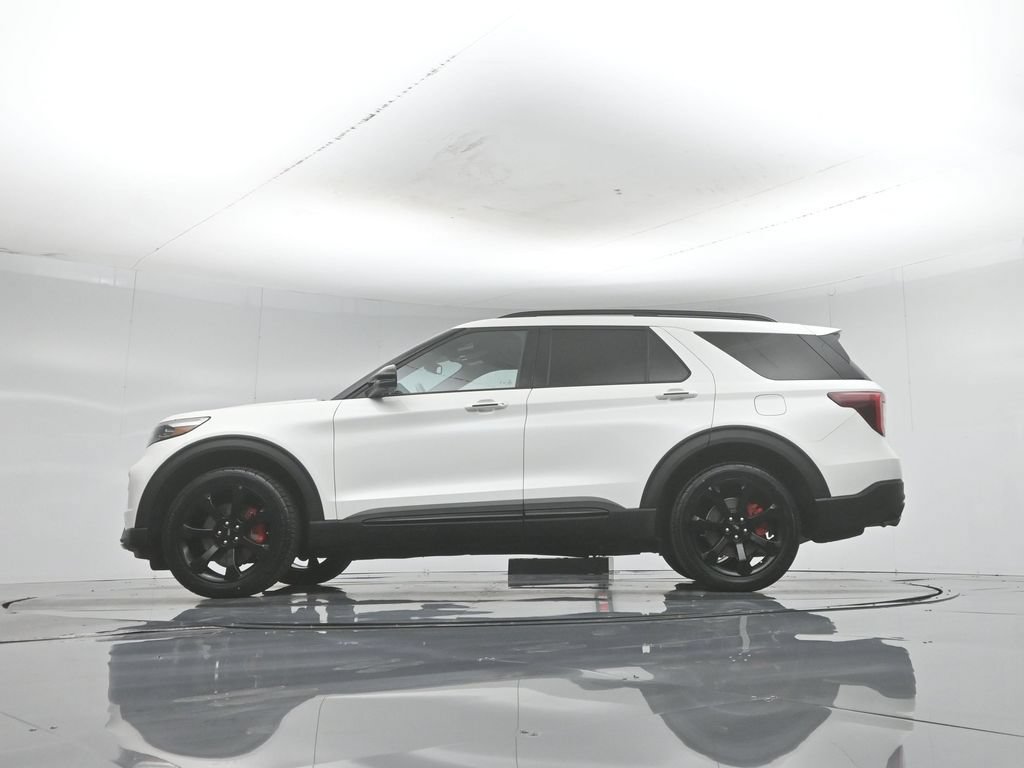 Certified 2023 Ford Explorer ST w/ Equipment Group 401A AWD/4WD image 8