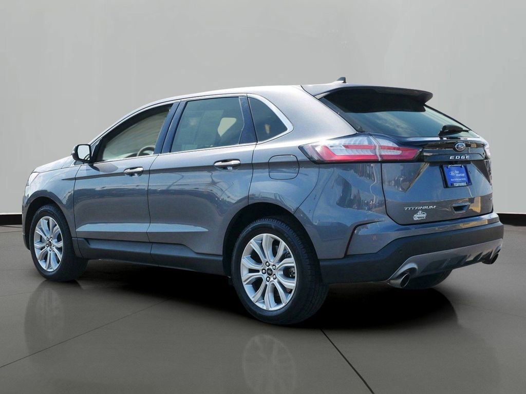Certified 2024 Ford Edge Titanium image 2