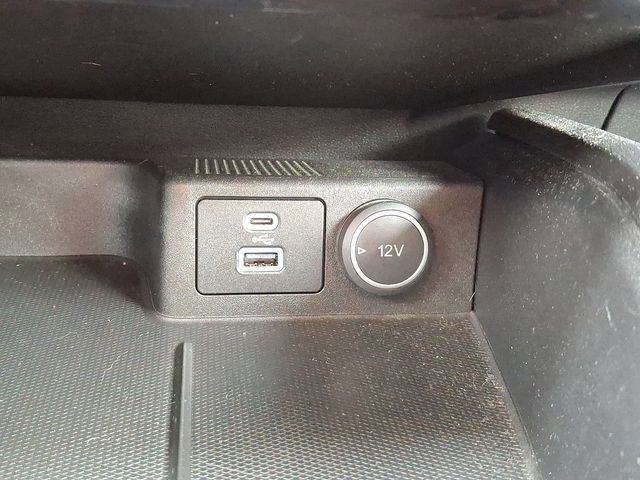 Certified 2020 Ford Escape SE image 24