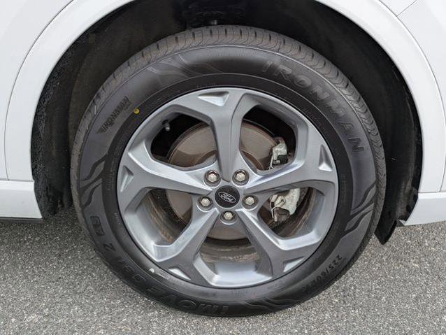 Certified 2023 Ford Escape ST-Line AWD/4WD image 11