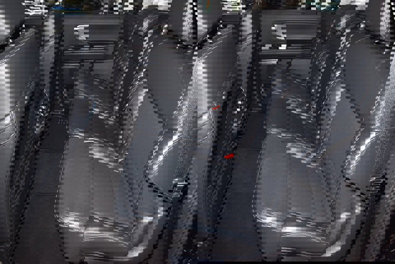 Certified 2025 Ford Expedition Max Platinum image 14