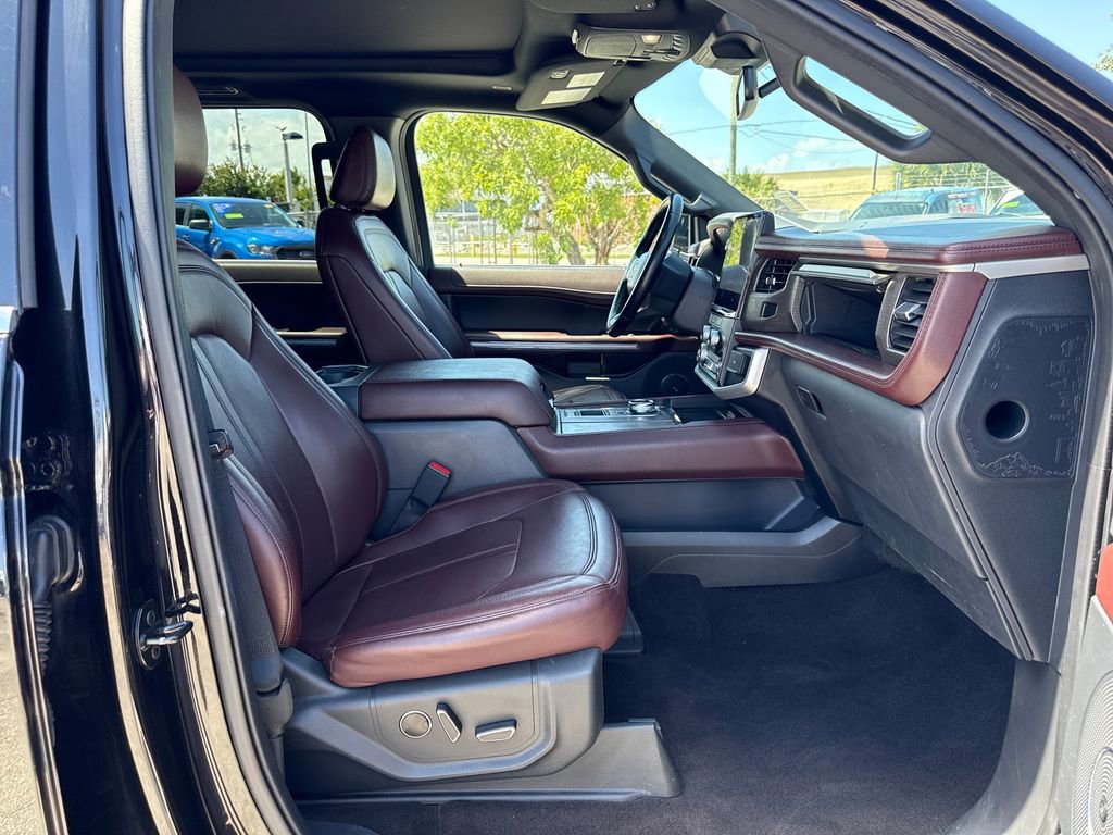 Certified 2023 Ford Expedition Limited RWD image 26
