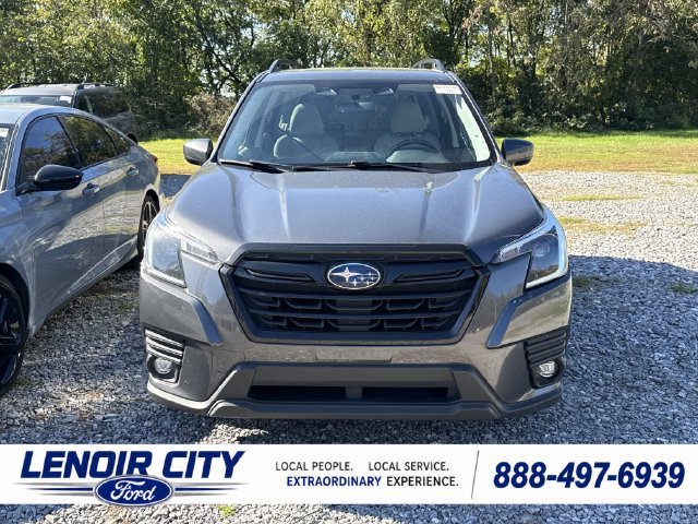 Used 2024 Subaru Forester Premium AWD/4WD image 9