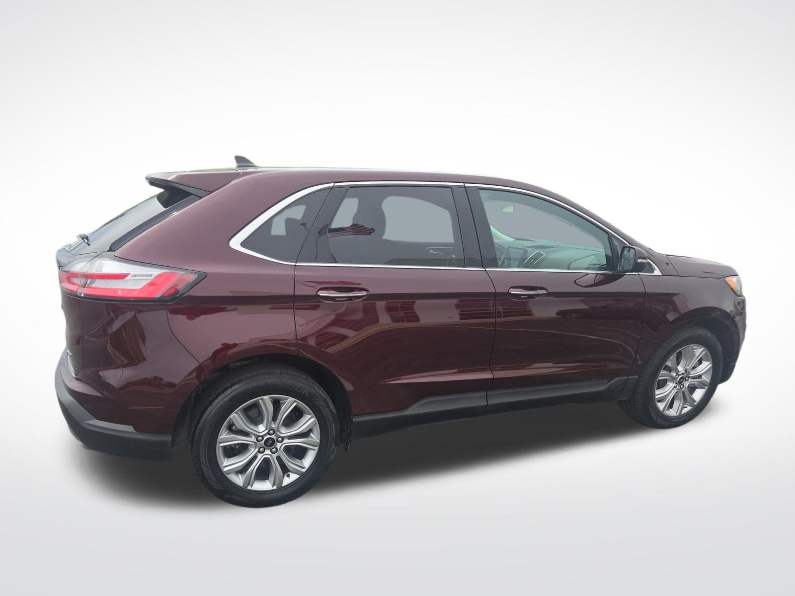 Certified 2023 Ford Edge Titanium AWD/4WD image 5