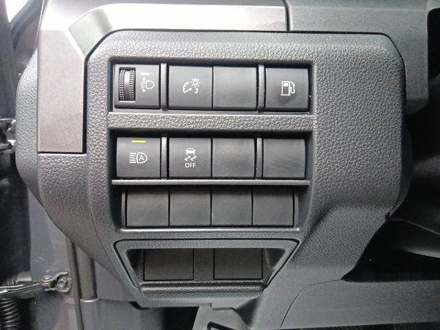 Used 2026 Toyota 4Runner SR5 RWD image 17